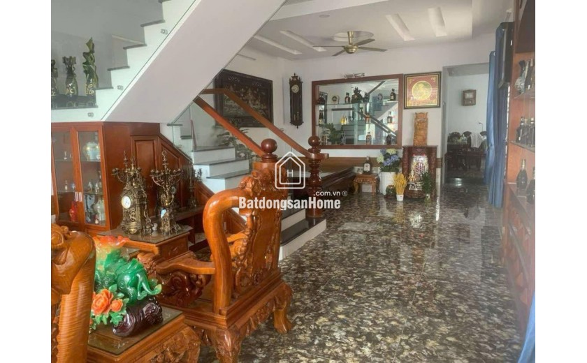 Nhà Mặt tiền 2 tầng HXH tránh 189m2, Vuông – Tân Thới Hiệp 21 Q12 1X